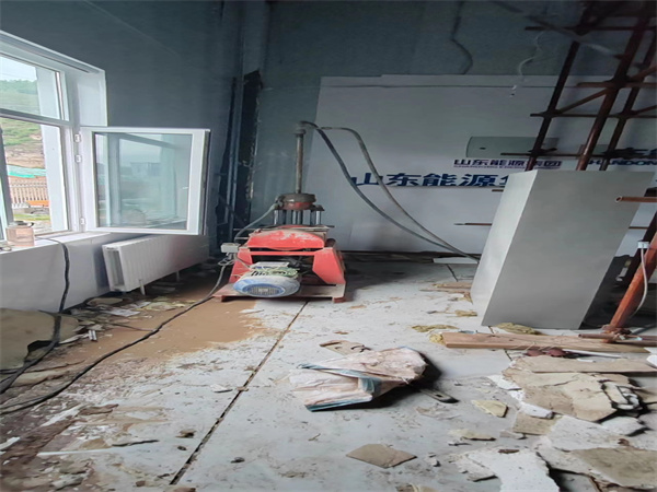 宣汉地基基础下沉墙体裂缝加固注浆顶升施工