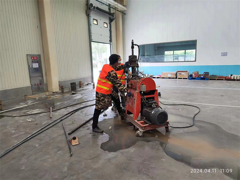 宣汉厂房地面下沉塌陷注浆加固施工